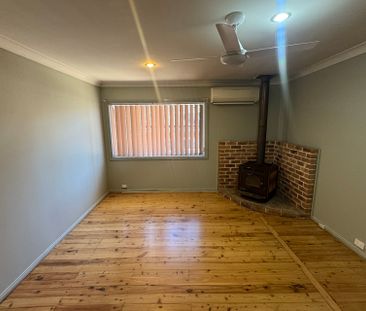 View Saturday at 10am - 10.20am - Photo 1