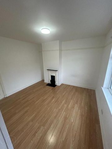 40 Northwood Road, Belfast, BT15 3QS - Photo 2