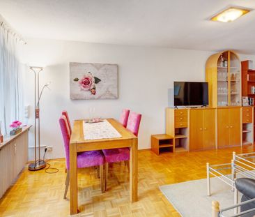 For rent: 2-room apartment with modern bathroom - Photo 1