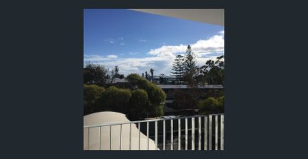 Welcome to Scarborough - Photo 4