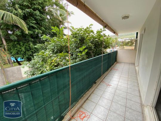 Location Appartement 2 pièces 39m² ST GILLES LES BAINS 97434 - Photo 1