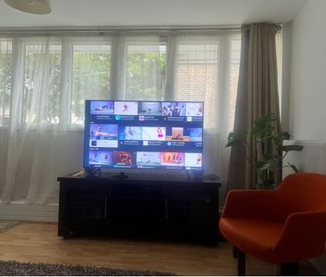3 Bed Maisonette, Distillery Walk, TW8 - Photo 1