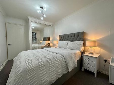 2 bedroom flat to rent - Photo 4