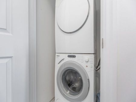 For Lease - 8 The Esplanade N/A Unit# 3902, Toronto, Ontario - Photo 5