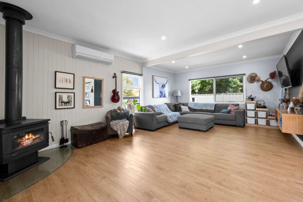 Ideal Family Retreat - Photo 1