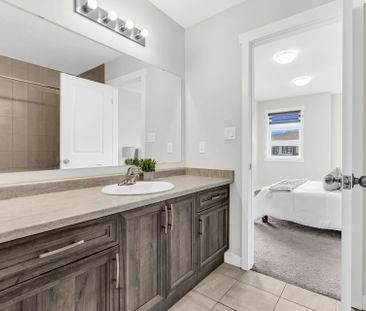 For Lease - 34 Wilkinson Avenue, Cambridge, Ontario - Photo 2