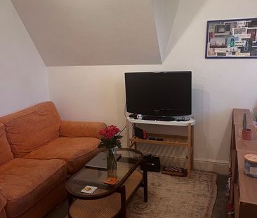 Studio Flat, Cambalt Road, SW15 - Photo 1