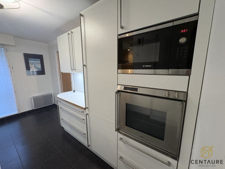 Location Appartement 5 pièces 124m² MARCQ EN BAROEUL 59700 - Photo 5