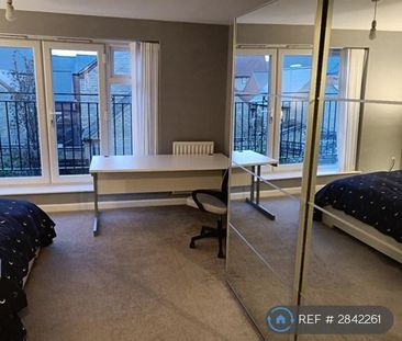 1 bedroom in a house share to rent - Photo 3
