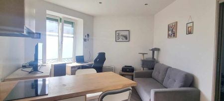 NANCY CHARLES III - Photo 5