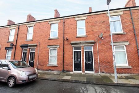 2 bedroom flat to rent - Photo 5
