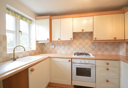 2 bedroom end of terrace house to rent - Photo 5