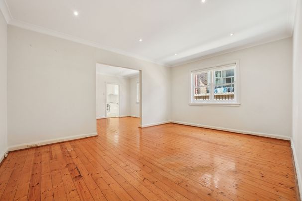 Spacious 2 Bedroom Apartment in the Heart of Waverley - Photo 1