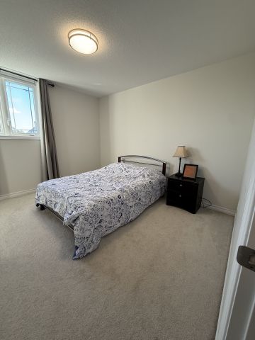 For Lease - 67 Megan Crescent, Barrie, Ontario - Photo 4