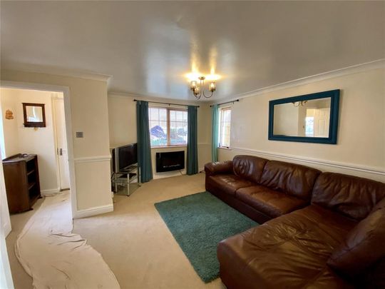 3 bedroom semi-detached house to rent - Photo 1