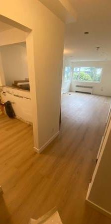 Large 1 bedroom - Photo 1