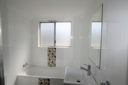 Great Location - Photo 4