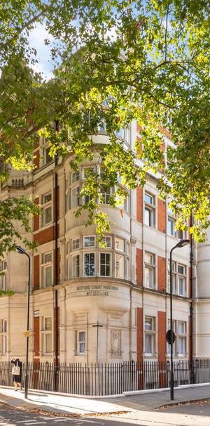 4 bedroom flat to rent - Photo 1