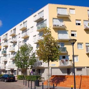 Appartement de Type 2- Rue Claude Debussy, les Erables - Photo 3