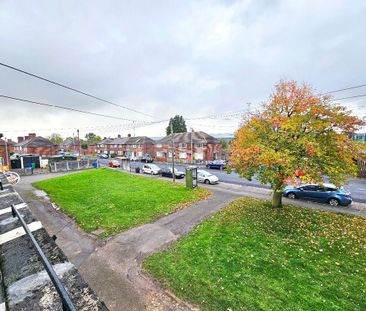 3 bedroom flat to rent - Photo 6