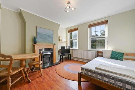 Large Delightful Three Or Four Bedroom Apartment In Kennington, SE17 - Photo 3