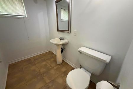 For Lease - 43 Holland Avenue Unit# Basement, Toronto, Ontario - Photo 5