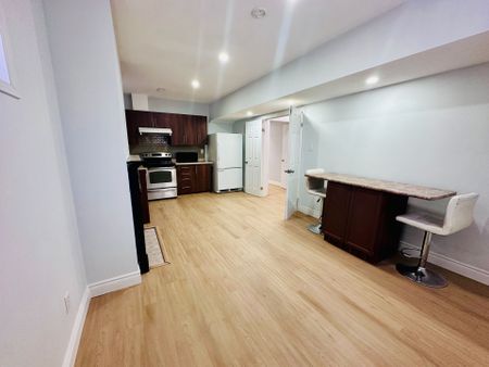 For Lease - 135 Cheltenham Road Unit# Basement, Barrie, Ontario - Photo 5