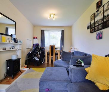 2 bedroom semi-detached house to rent - Photo 5