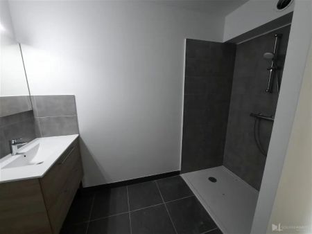 Location appartement 2 pièces - 44.48m² à Chamalieres (63400) - Photo 3