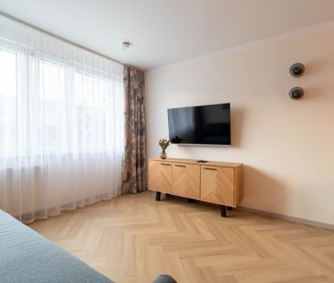 Dwa pokoje świeżo po remoncie, 44 m2. Azory. - Фото 4