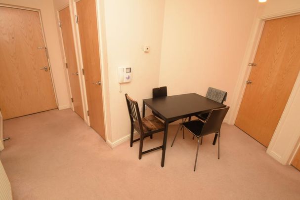 3 bedroom apartment to rent - Photo 1