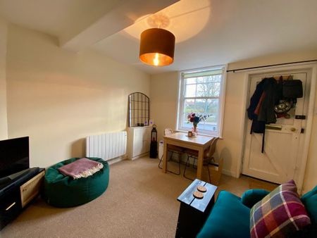 1 bedroom terraced house to rent - Photo 2