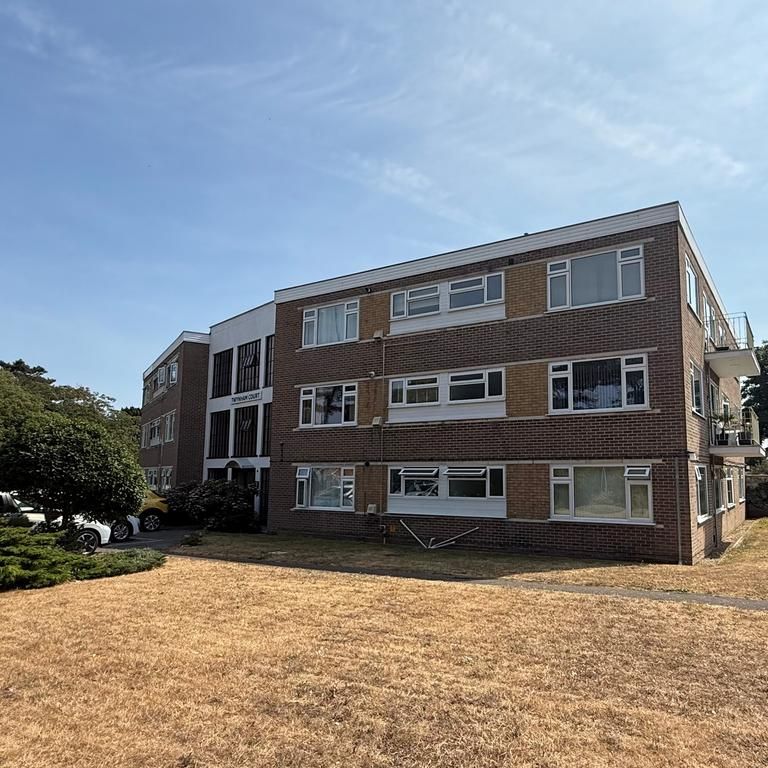 2 bedroom apartment to rent - Photo 1