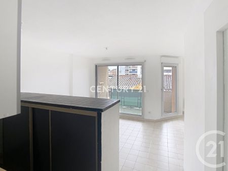 Location Appartement 1 pièce 27m² AUBAGNE 13400 - Photo 2