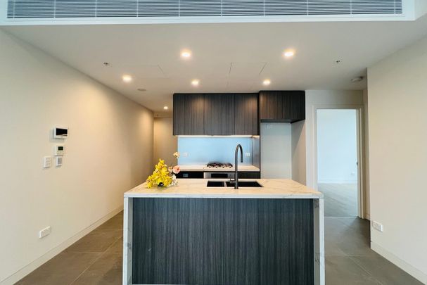 Modern 2-Bedroom Apartment with Premium Amenities in Sydney Olympic Park - Photo 1