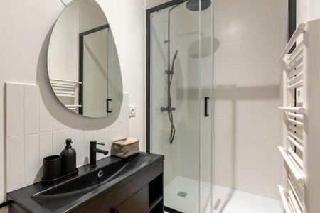 Location Appartement 2 pièces 37m² MARSEILLE 6ème - Photo 5