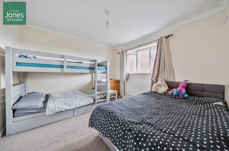 3 bedroom semi-detached house to rent - Photo 4