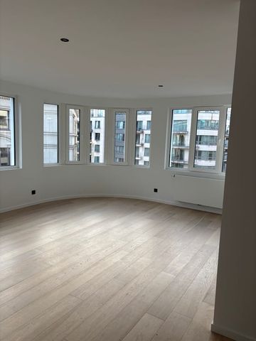 Appartement te huur - Photo 2