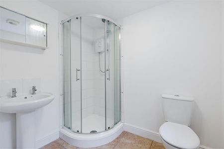 Leslie Street, Eastbourne - Photo 3