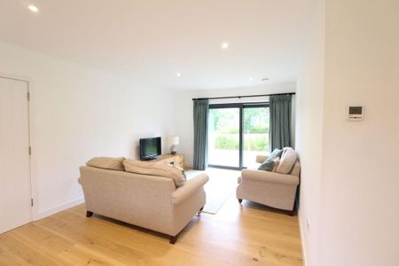 2 bedroom property to rent - Photo 3