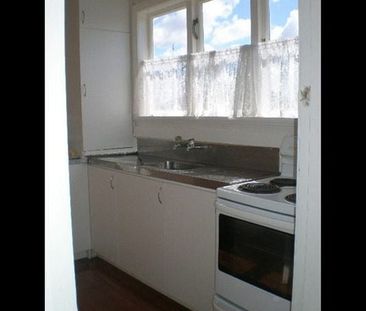 Charming 3BR Home in Wesley, Auckland - Photo 6