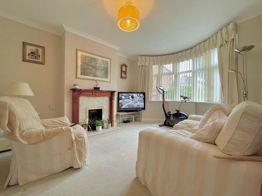 3 bedroom semi-detached house to rent - Photo 1
