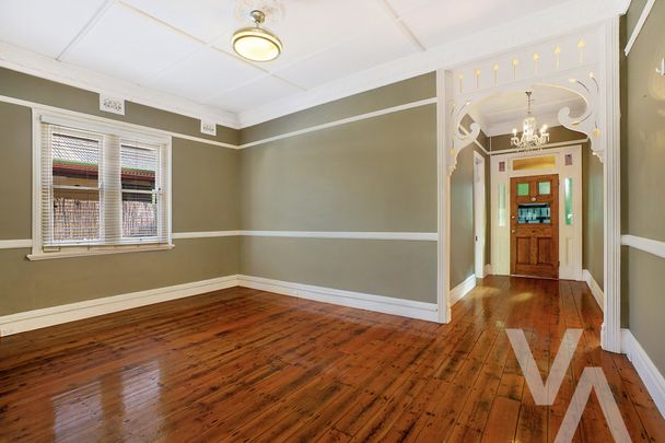 7 Young Street, Georgetown NSW 2298 - House For Rent | Domain - Photo 1