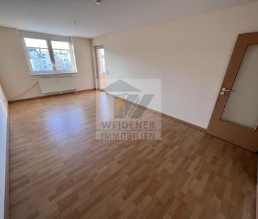 Neuer Bodenbelag und frisch gestrichen! 2-Raum Wohnung mit Balkon, Garage und Dusche - Photo 1