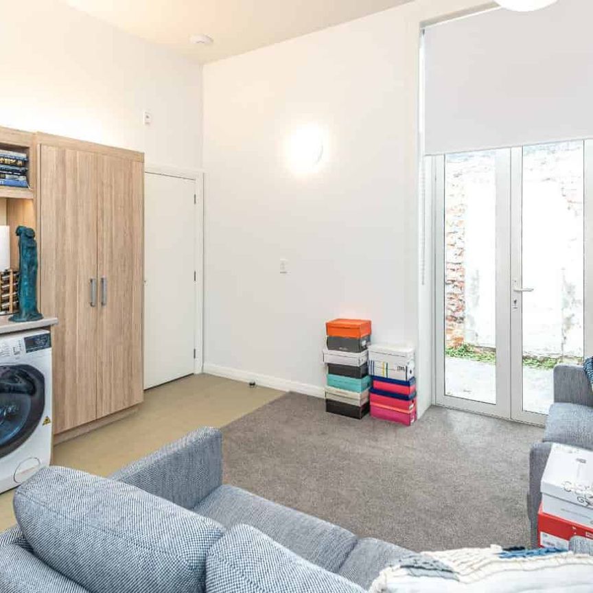 Bespoke apartment living - Photo 1