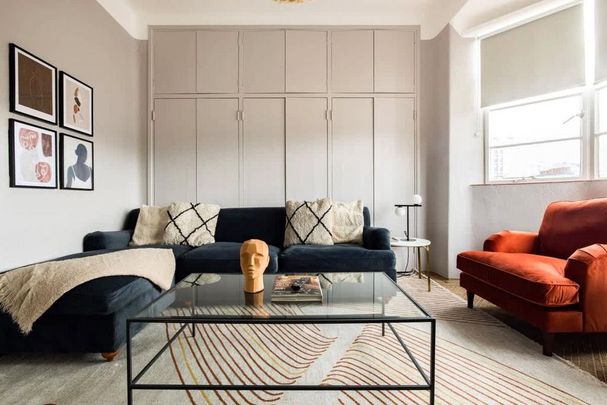 4 bedroom flat to rent - Photo 1