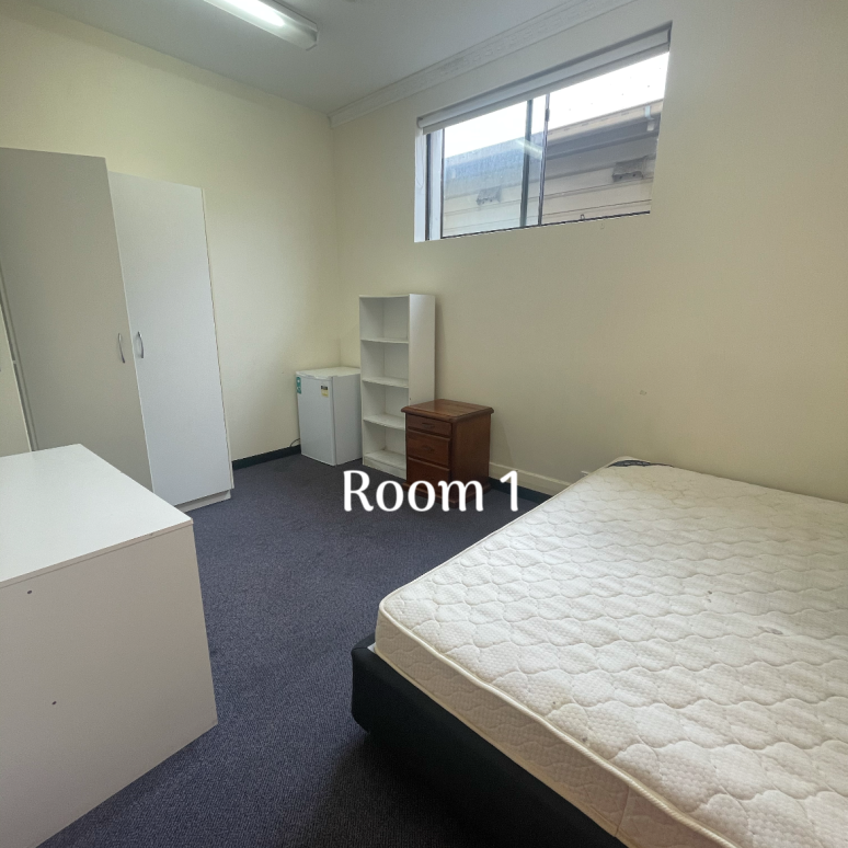 FURNISHED ROOMS FROM $200.00 p/week - Photo 1