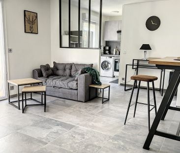 Appartement à louer, 2 pièces - Lons 64140 - Photo 2