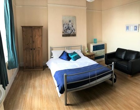 Room 5 – Fosse Road North, LE3 5RS - Photo 4