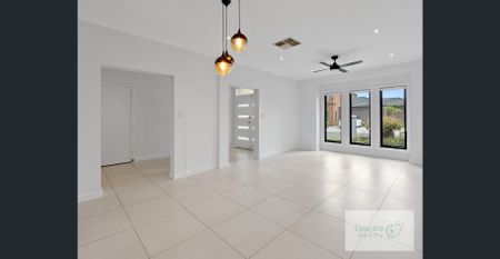 Stylish Family Home Perfectly Positioned for Lifestyle and Leisure – GARDENING INCLUDED - Photo 2